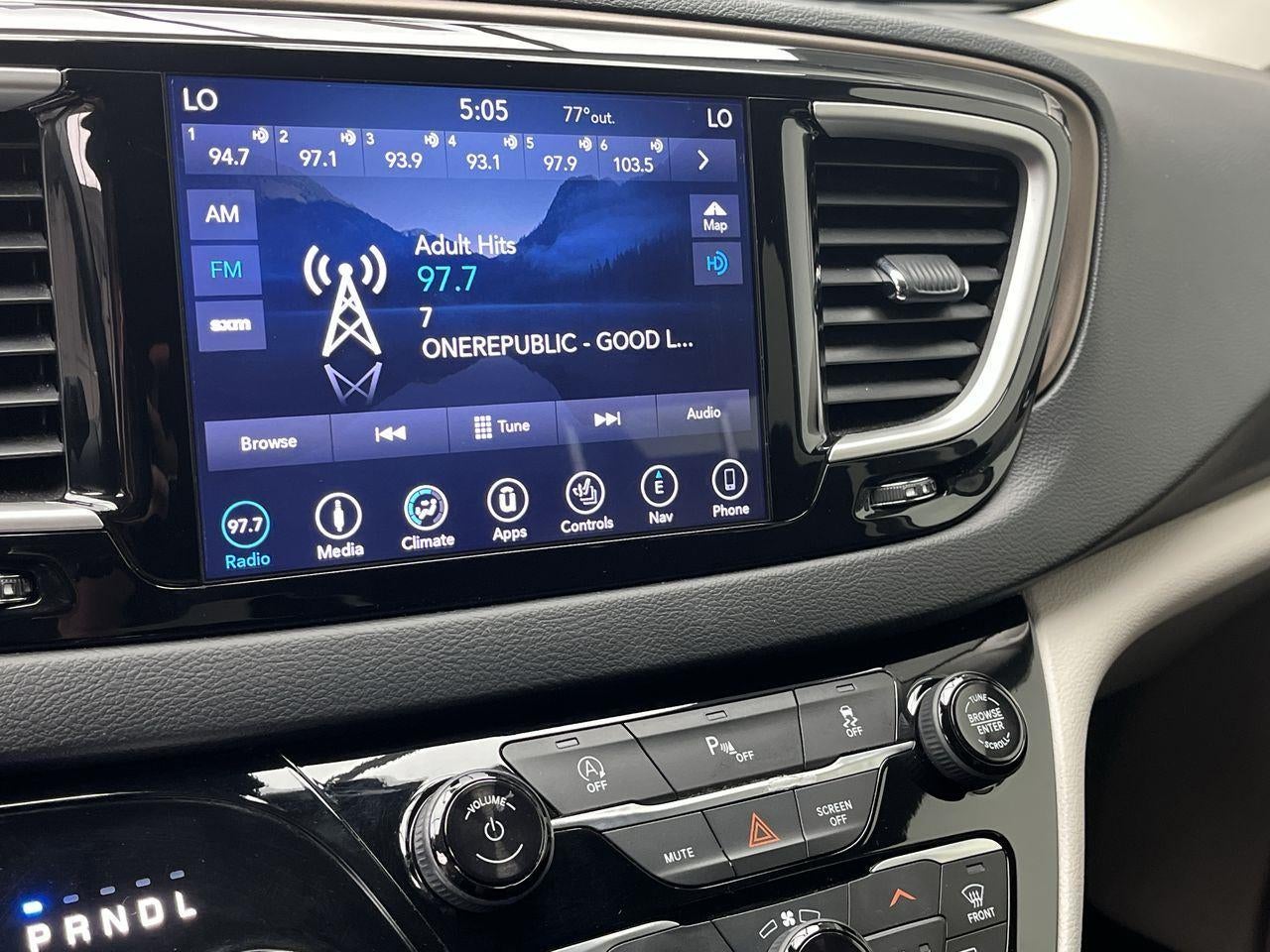 2019 Chrysler Pacifica Touring L
