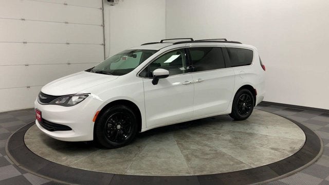 2020 Chrysler Voyager LXI
