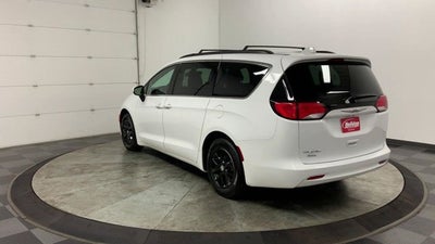 2020 Chrysler Voyager LXI