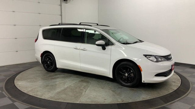 2020 Chrysler Voyager LXI