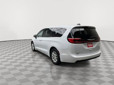 2023 Chrysler Pacifica Touring