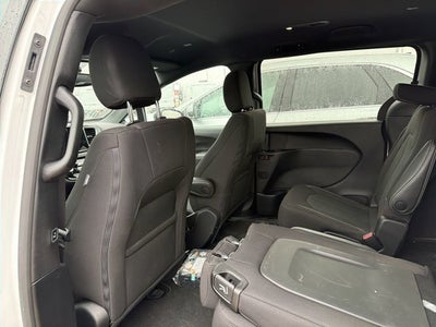 2023 Chrysler Pacifica Touring