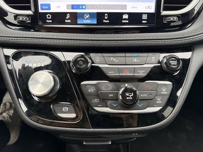 2023 Chrysler Pacifica Touring