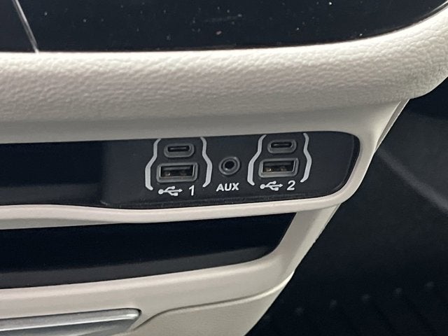 2023 Chrysler Pacifica Hybrid Hybrid Touring L