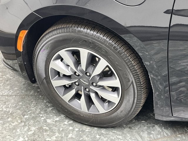 2023 Chrysler Pacifica Hybrid Hybrid Touring L