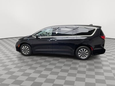 2023 Chrysler Pacifica Hybrid Hybrid Touring L