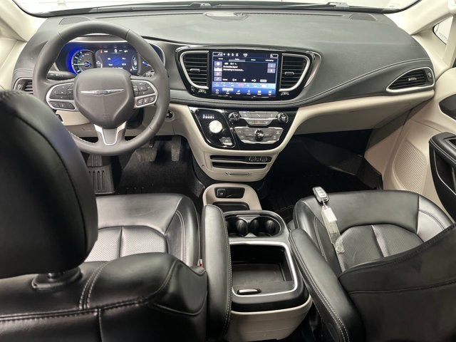 2023 Chrysler Pacifica Hybrid Hybrid Touring L