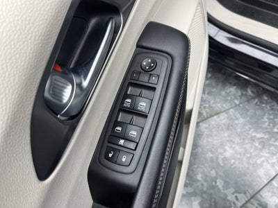 2023 Chrysler Pacifica Hybrid Hybrid Touring L