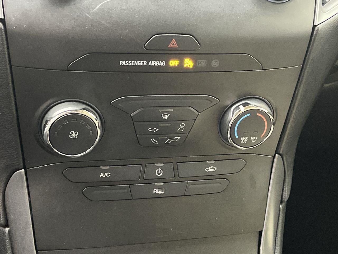 2019 Ford Edge SE