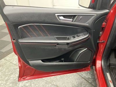 2022 Ford Edge ST-Line