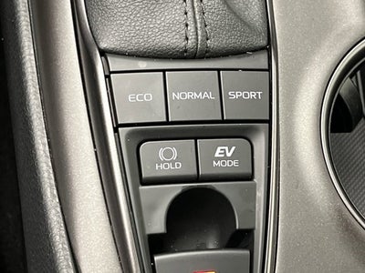 2024 Toyota Camry Hybrid XSE