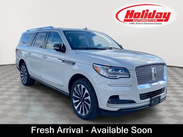 2023 Lincoln Navigator L Reserve