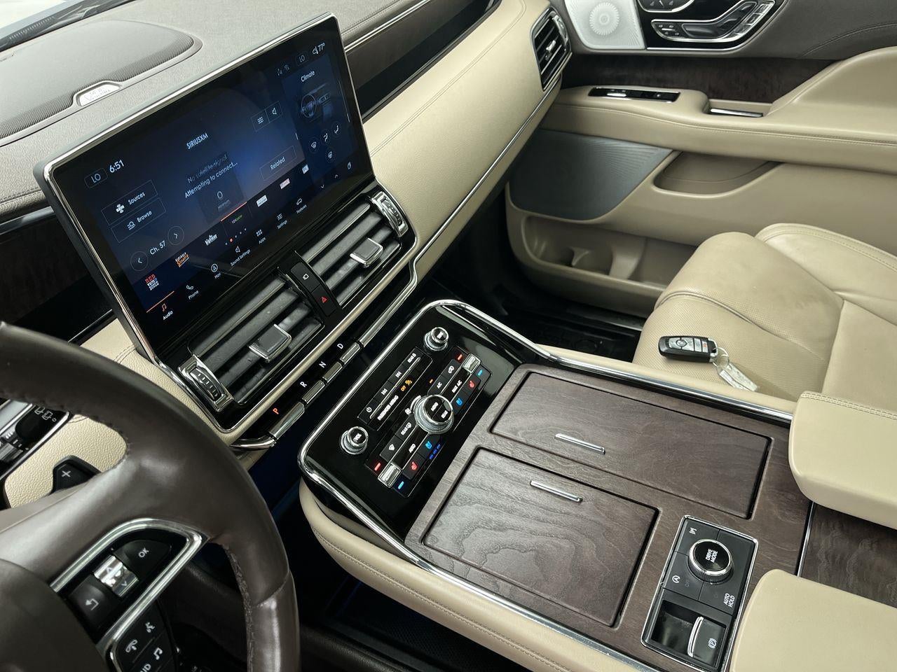 2023 Lincoln Navigator L Reserve