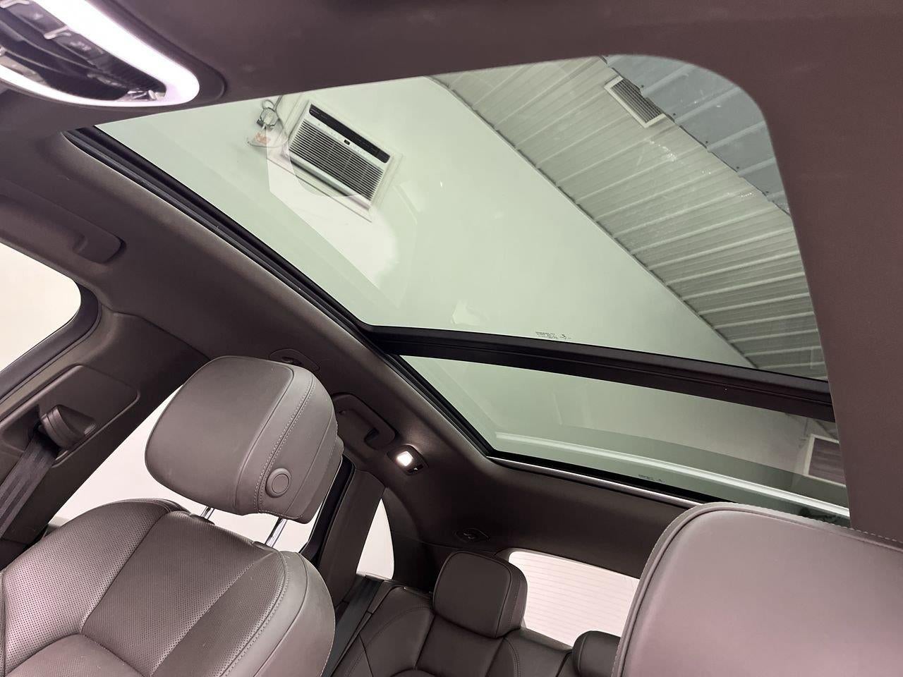 2021 Porsche Macan AWD