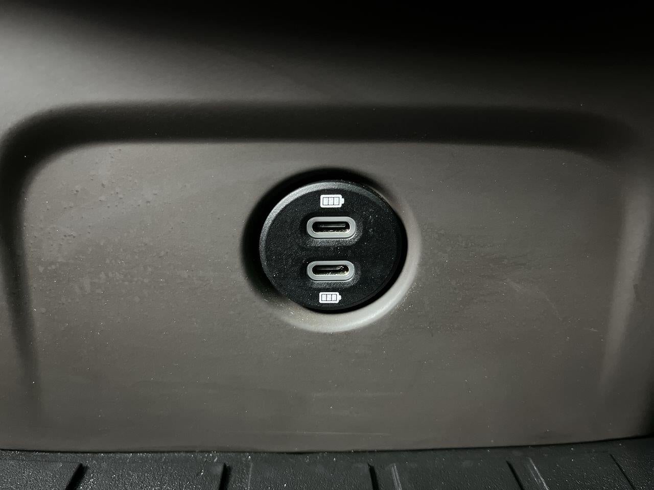 2021 Porsche Macan AWD