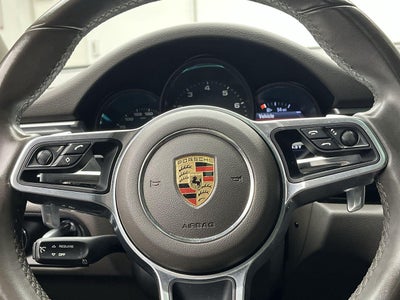 2021 Porsche Macan AWD