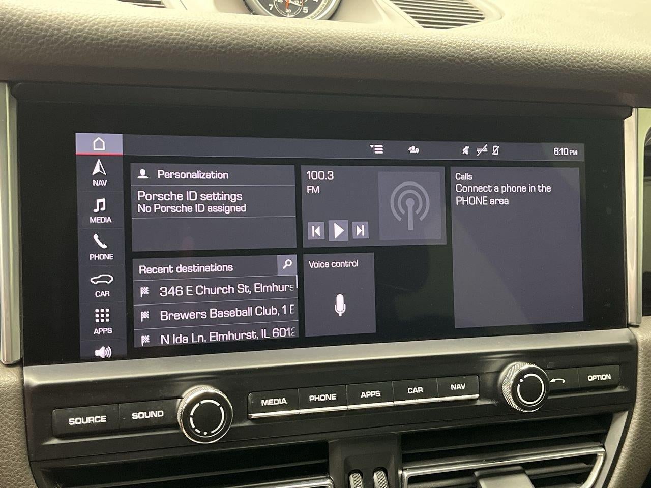 2021 Porsche Macan AWD