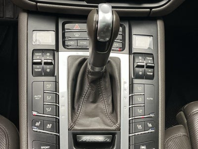 2021 Porsche Macan AWD