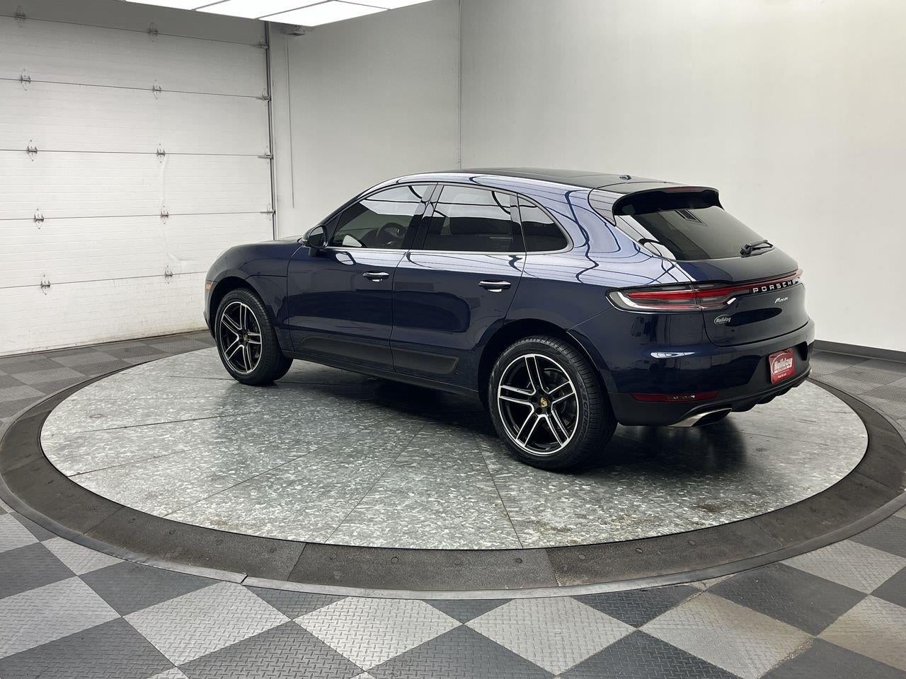 2021 Porsche Macan AWD
