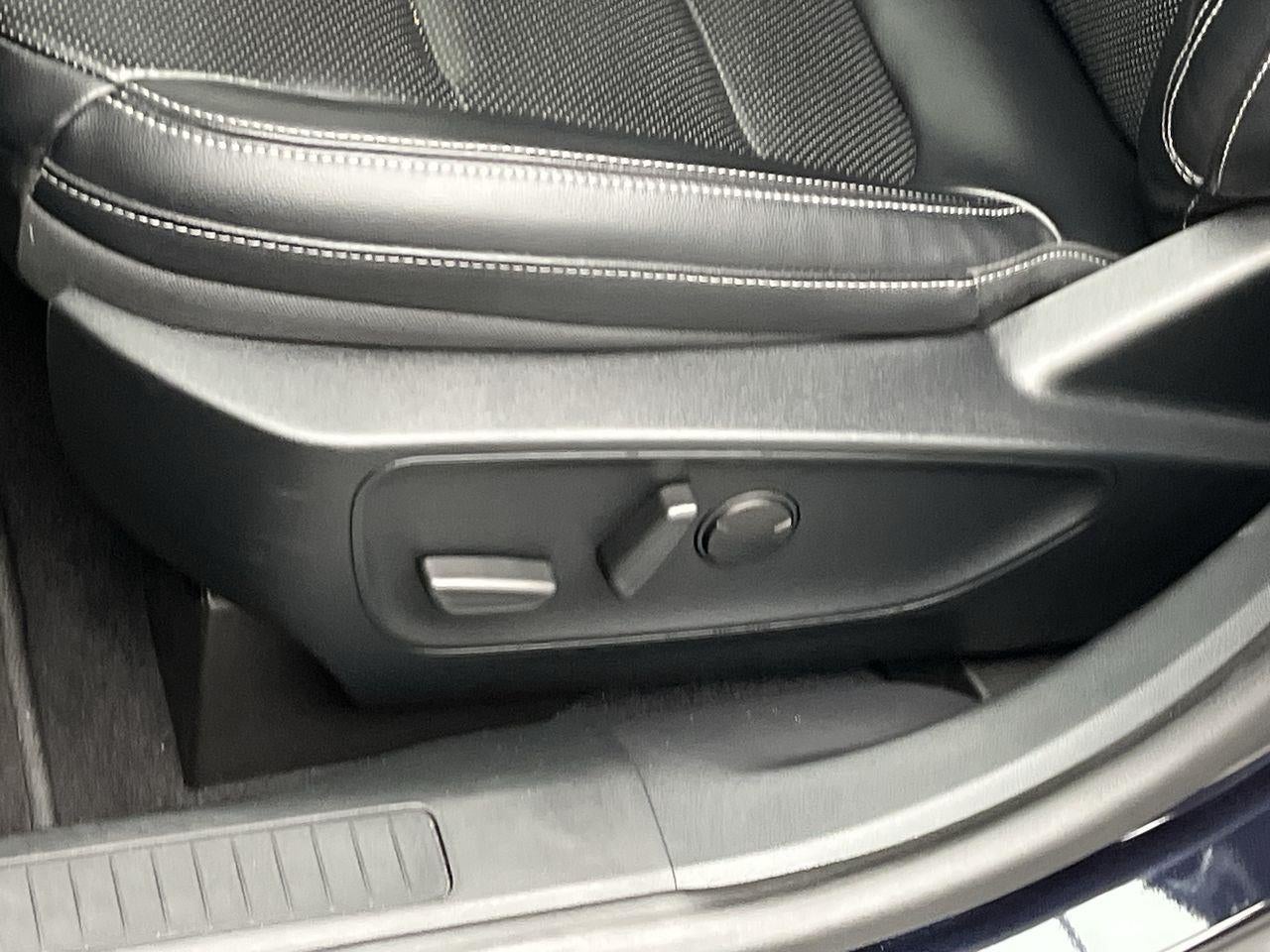 2021 Ford Escape Plug-In Hybrid Titanium