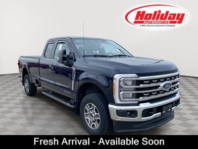 2023 Ford Super Duty F-350 SRW LARIAT