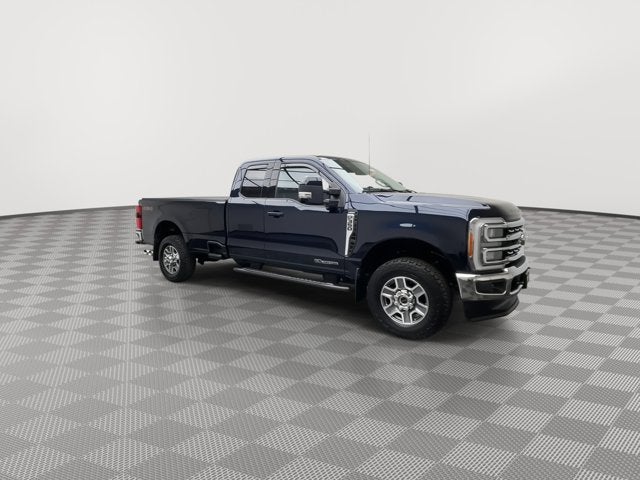 2023 Ford Super Duty F-350 SRW LARIAT