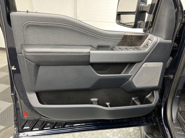 2023 Ford Super Duty F-350 SRW LARIAT