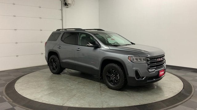 2022 GMC Acadia AT4