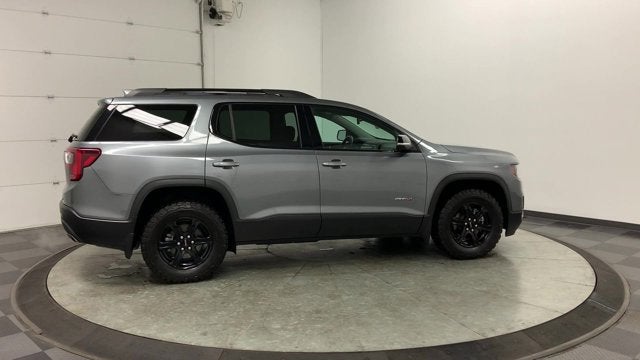 2022 GMC Acadia AT4