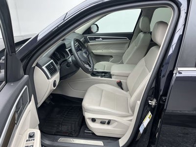 2021 Volkswagen Atlas 3.6L V6 SE w/Technology