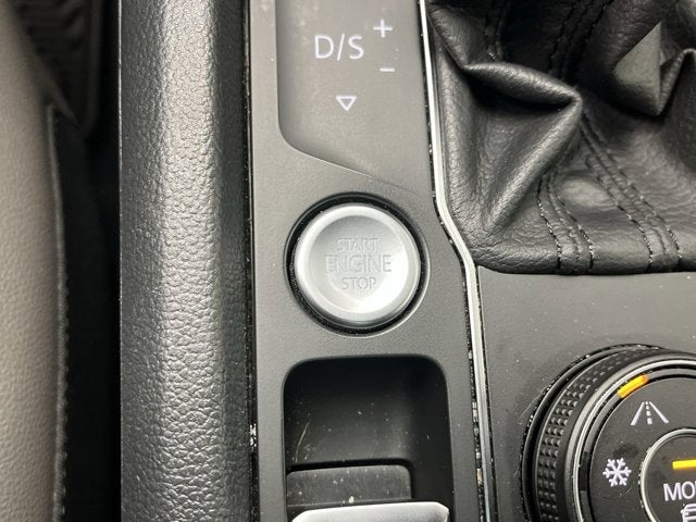 2020 Volkswagen Atlas Cross Sport 3.6L V6 SEL Premium R-Line