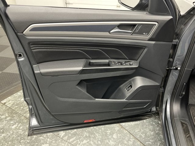 2020 Volkswagen Atlas Cross Sport 3.6L V6 SEL Premium R-Line