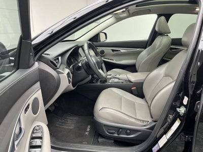 2024 INFINITI QX50 LUXE