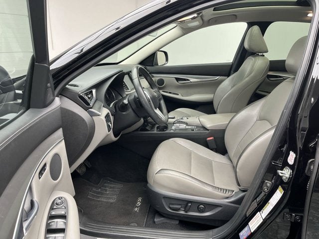 2024 INFINITI QX50 LUXE