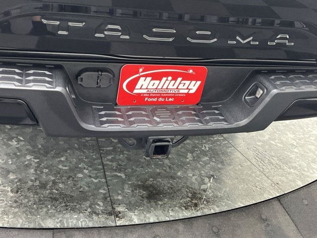 2022 Toyota Tacoma 4WD SR V6