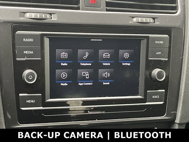 2020 Volkswagen Golf TSI