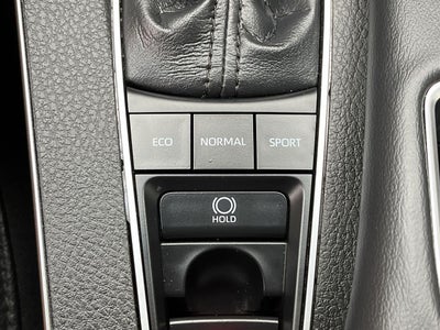 2020 Toyota Avalon XLE