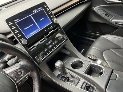 2020 Toyota Avalon XLE