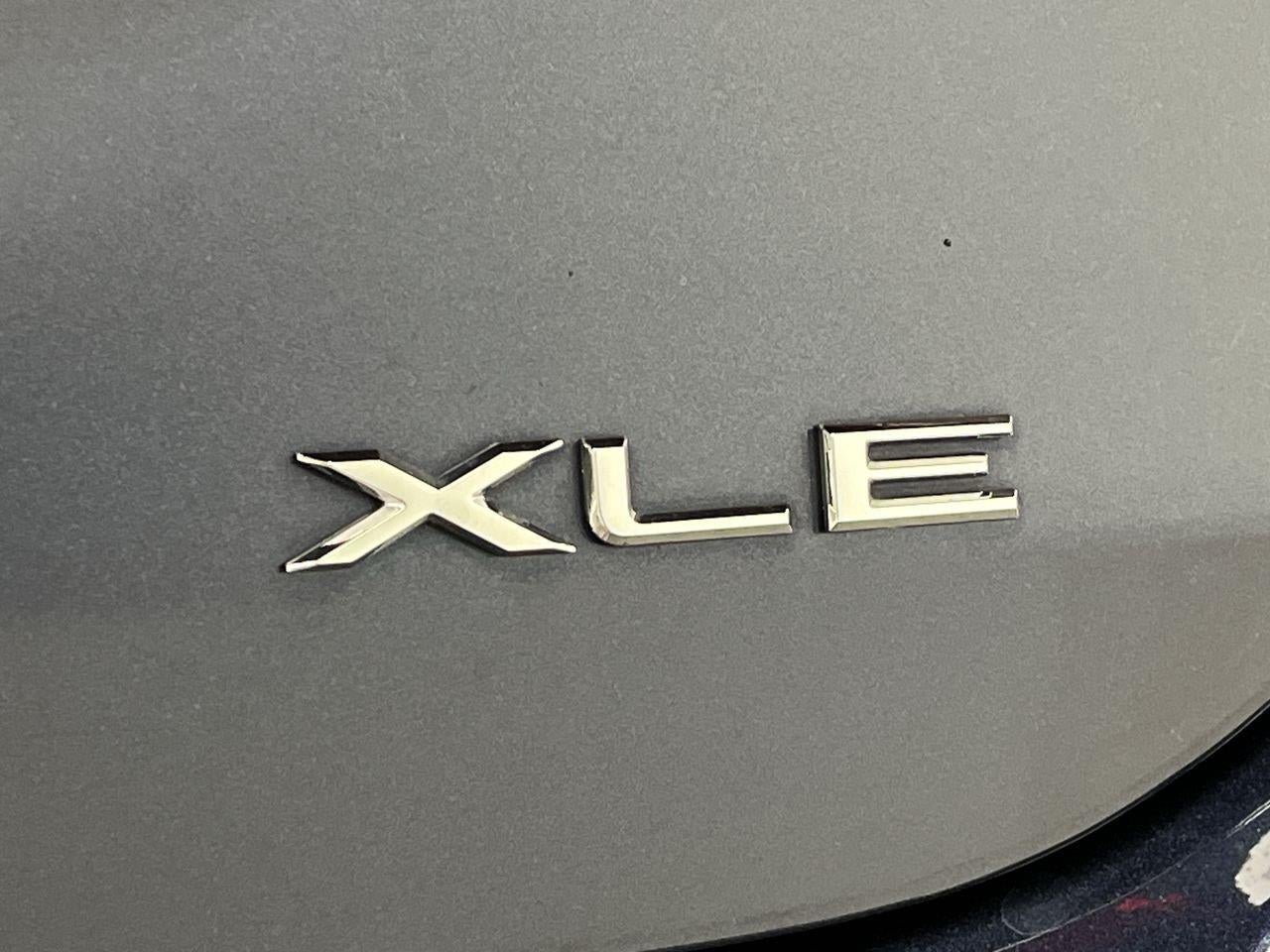 2020 Toyota Avalon XLE