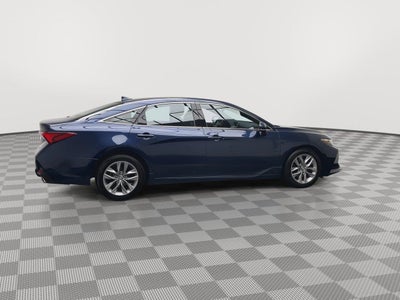 2020 Toyota Avalon XLE