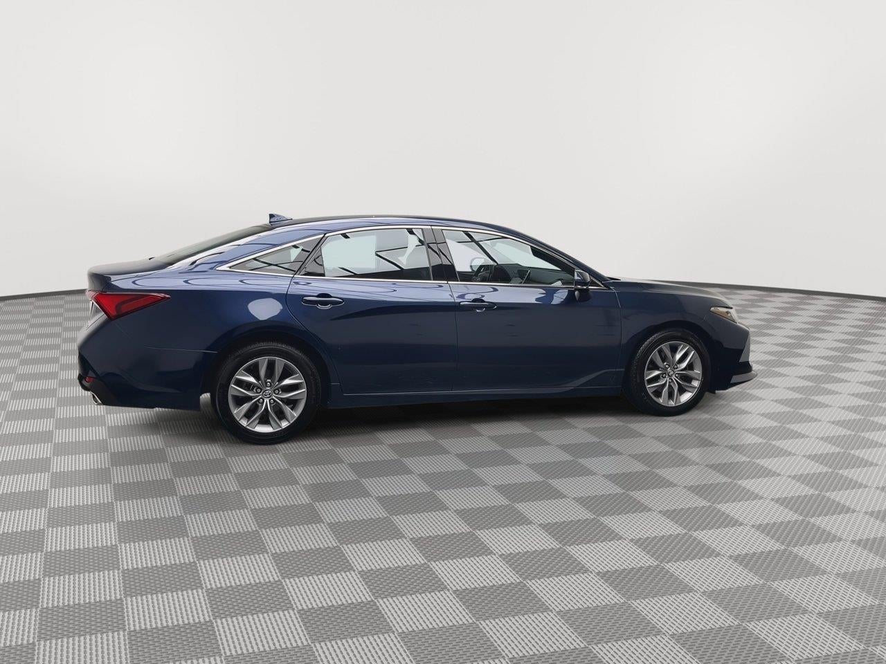 2020 Toyota Avalon XLE