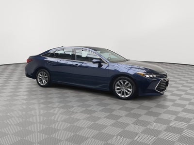 2020 Toyota Avalon XLE