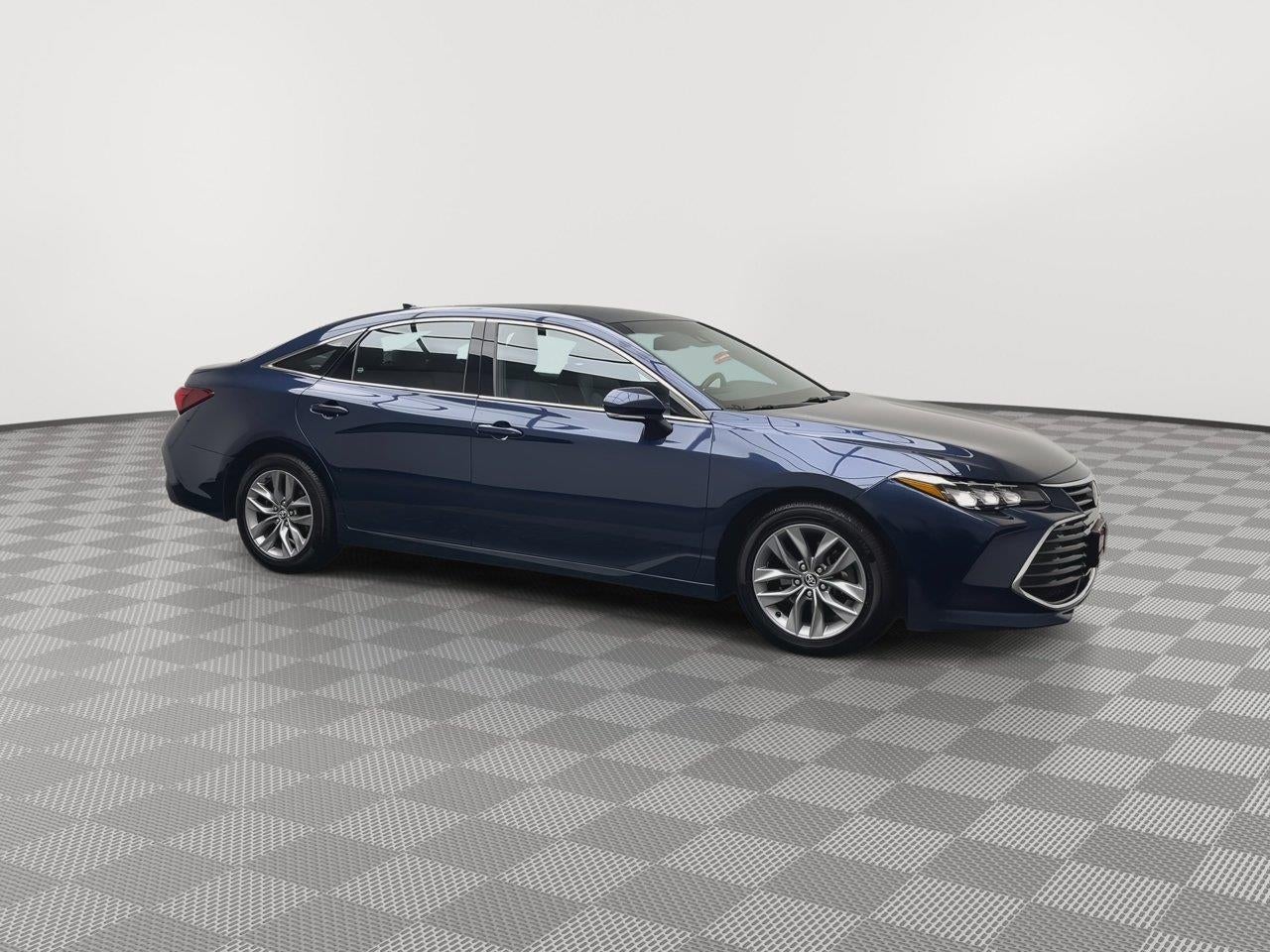 2020 Toyota Avalon XLE