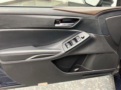 2020 Toyota Avalon XLE