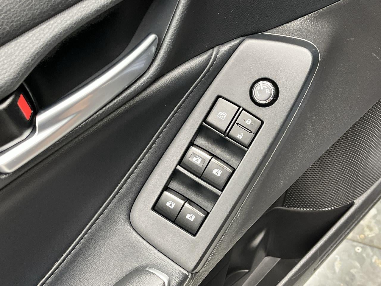 2020 Toyota Avalon XLE