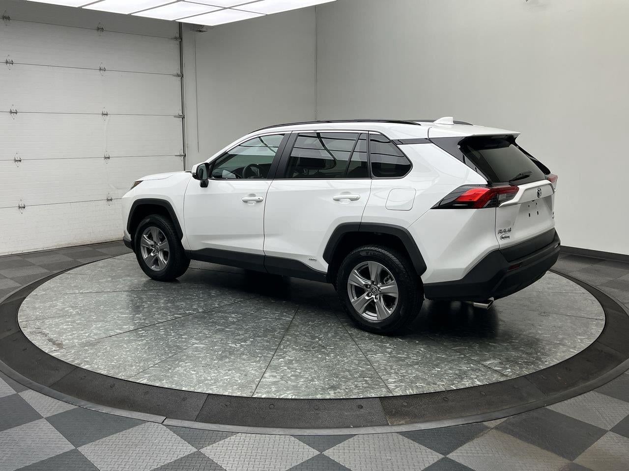 2023 Toyota Rav4 Hybrid XLE
