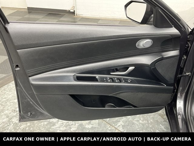 2021 Hyundai Elantra SE