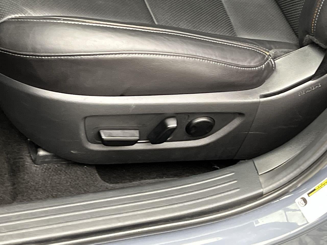 2025 Mazda Mazda CX-50 Hybrid Premium Package