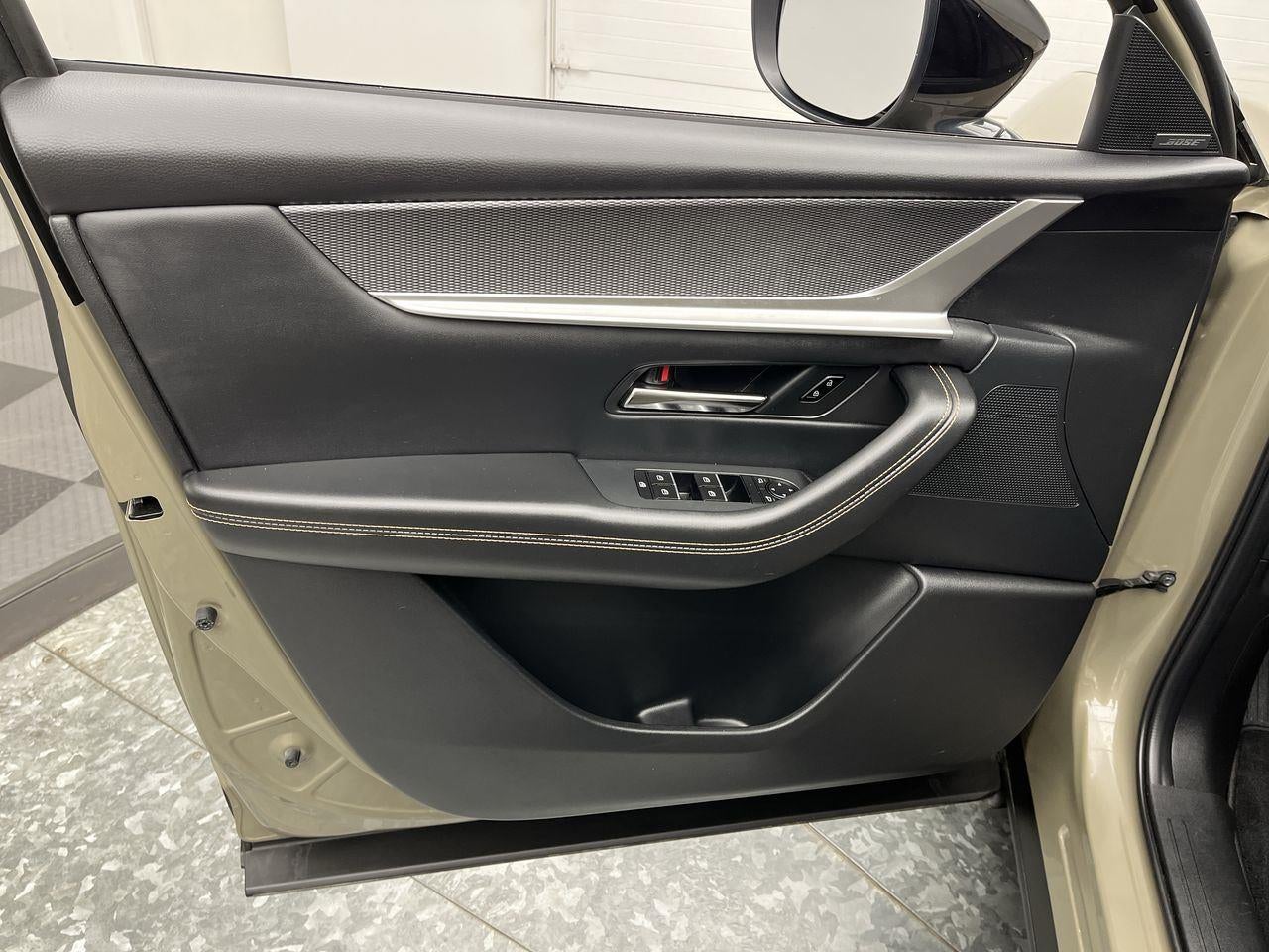 2025 Mazda Mazda CX-70 PHEV Premium Package