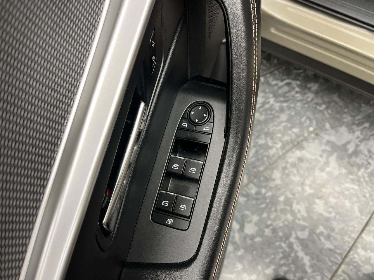2025 Mazda Mazda CX-70 PHEV Premium Package